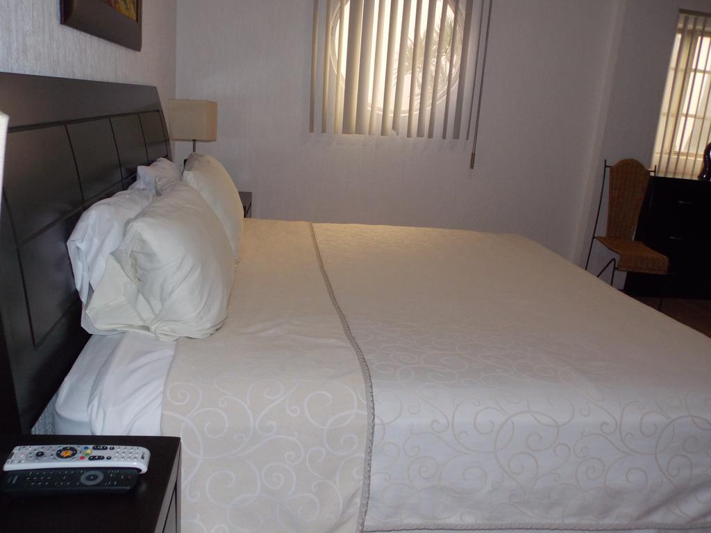 Steinhaus Suites Hamburgo Mexiko-Stadt Zimmer foto